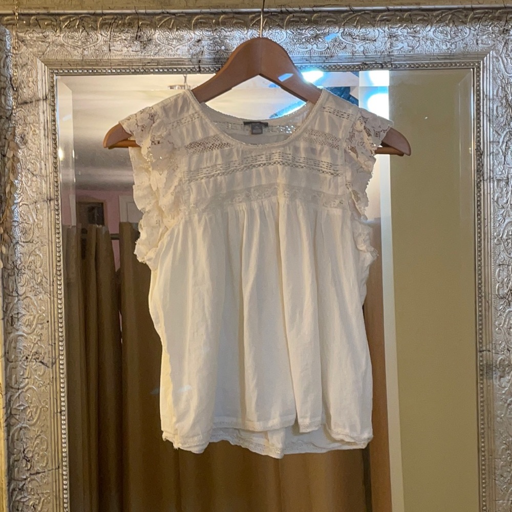 Arie flounce sleeve top